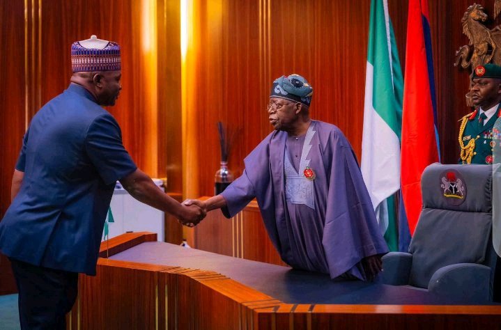 Atiku’s Aide Reacts After Witnessing Bishop Kukah At Musa’s Defense Minister Swearing-In Ceremony